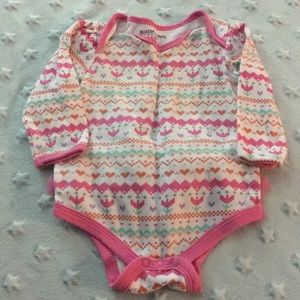 8/15 Flower & heart pattern long sleeve onesie